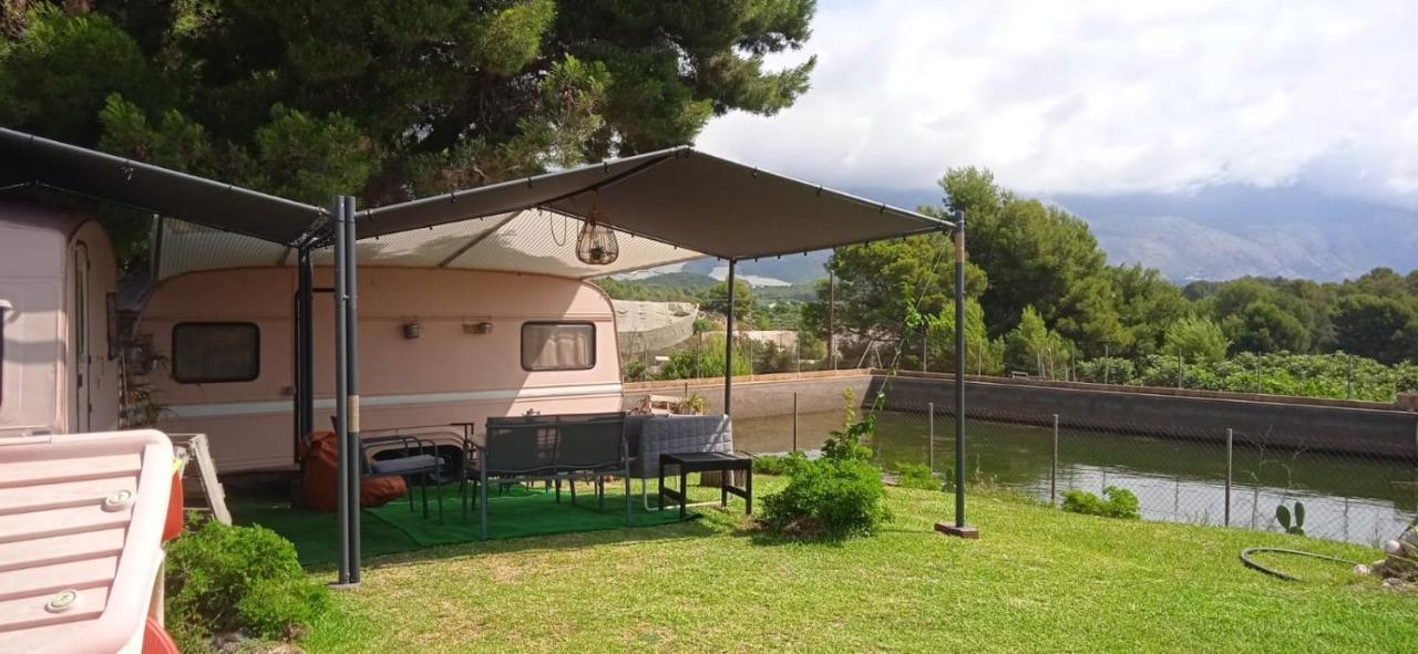 Caravana- Glamping Casa Tortuga La Nucia Luaran gambar