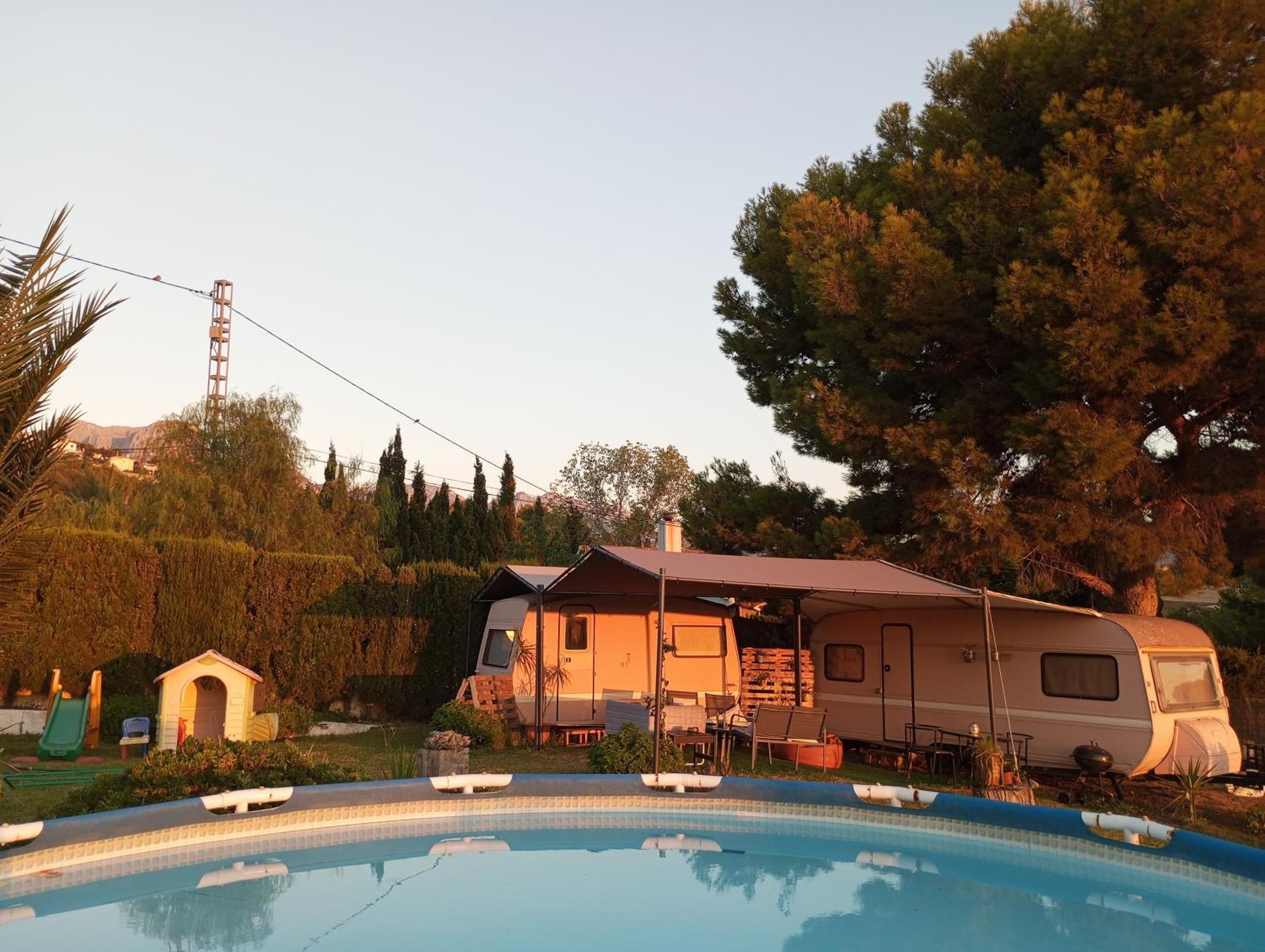 Caravana- Glamping Casa Tortuga La Nucia Luaran gambar