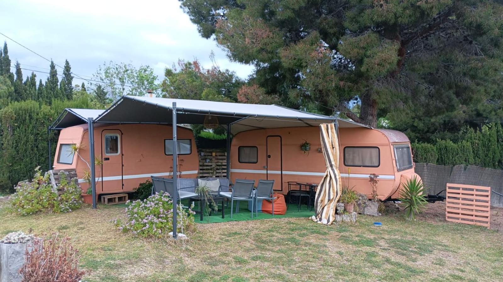 Caravana- Glamping Casa Tortuga La Nucia Luaran gambar